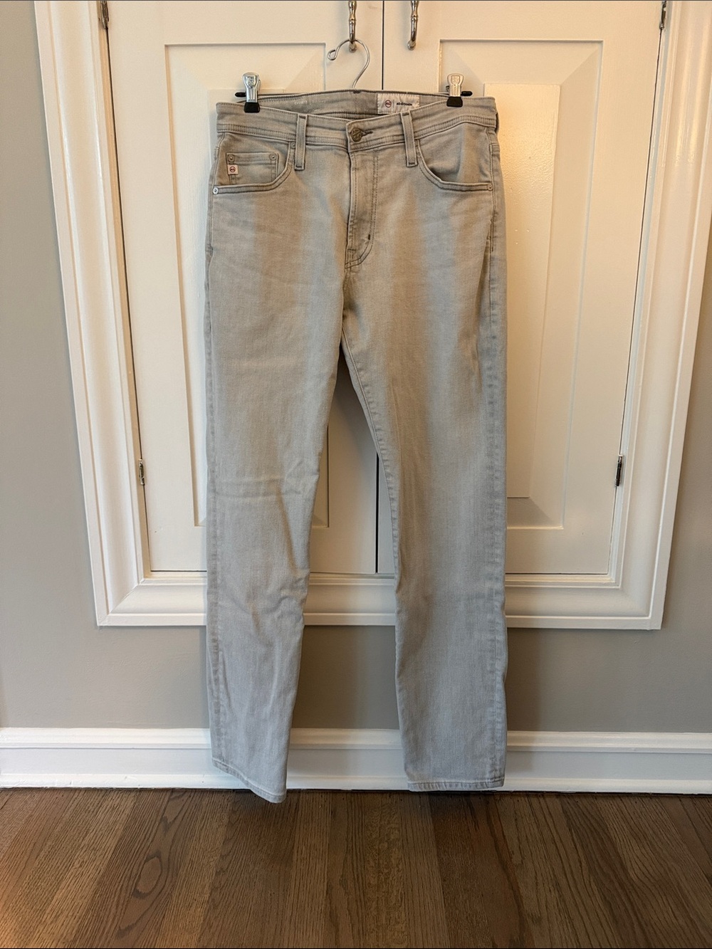 AG Adriano Goldschmied Slim Straight Light Gray Jeans